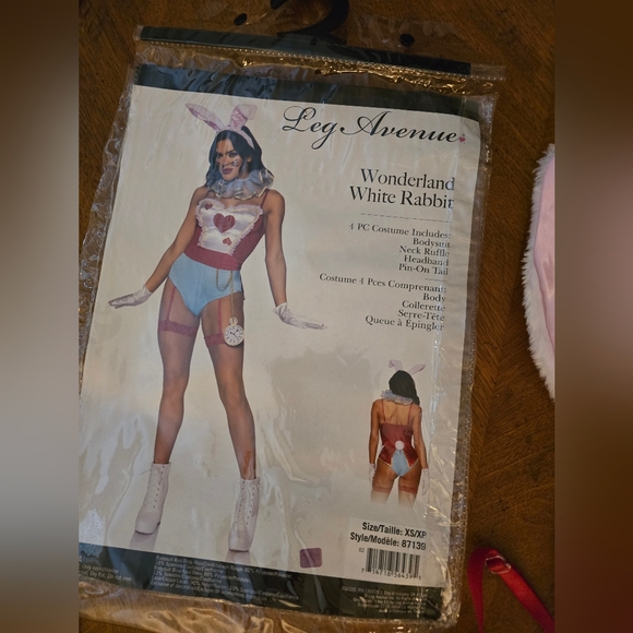 Leg Avenue White Rabbit Costume - Picture 1 of 2